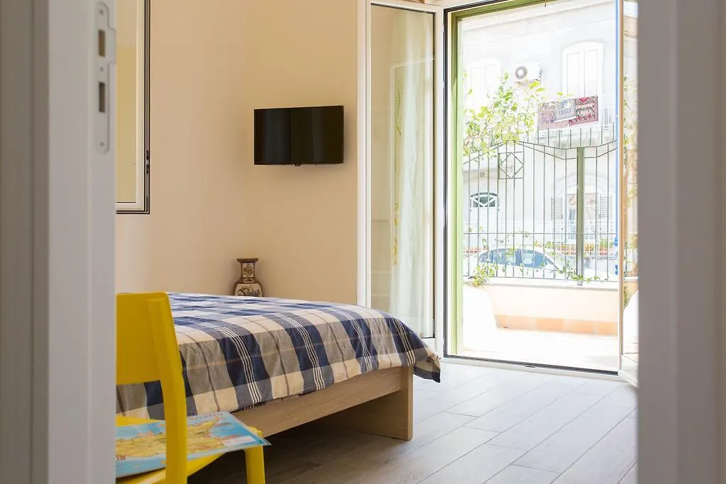 Nonna Anna Rooms Palermo Guest house