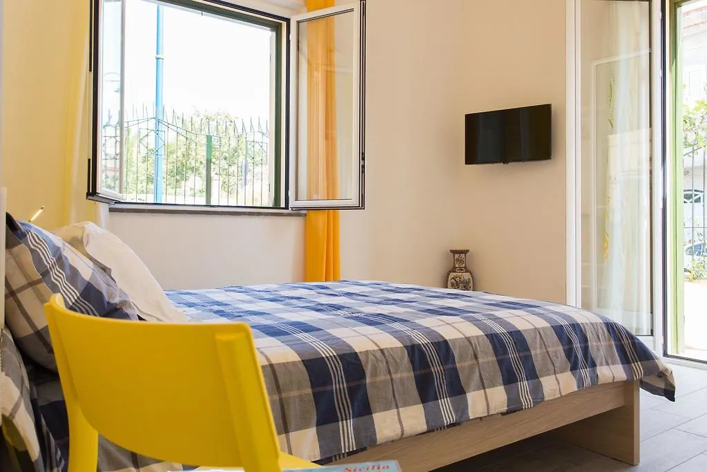 Nonna Anna Rooms Palermo 0*,  Italy